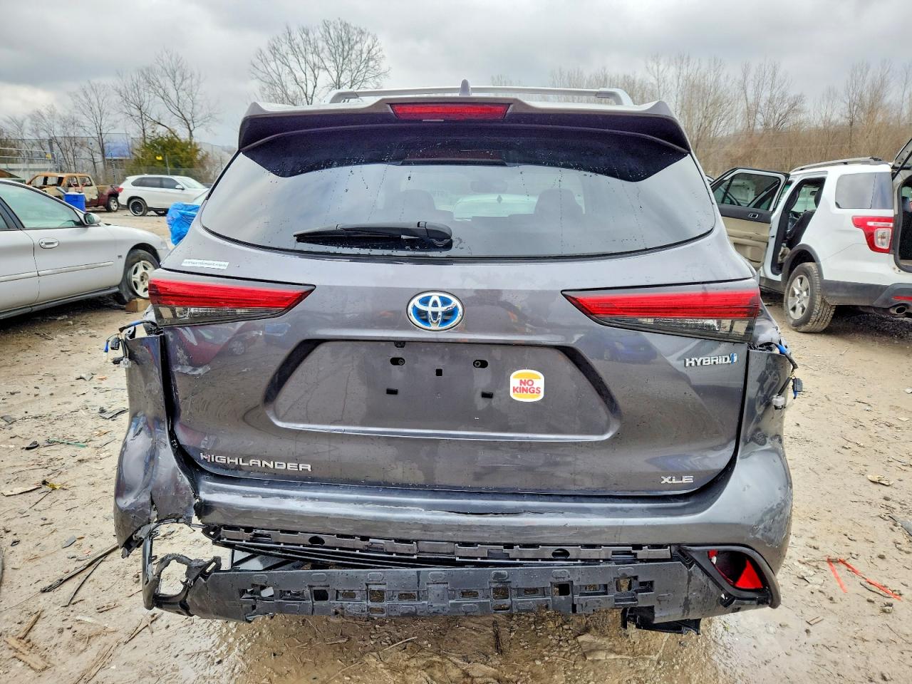 2022 TOYOTA HIGHLANDER HYBRID XLE photo 6
