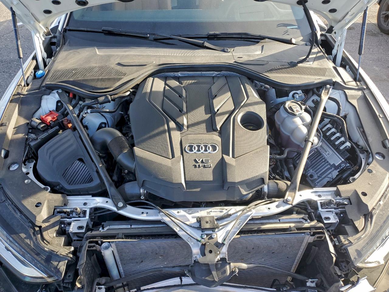 2024 AUDI A8 L photo 11