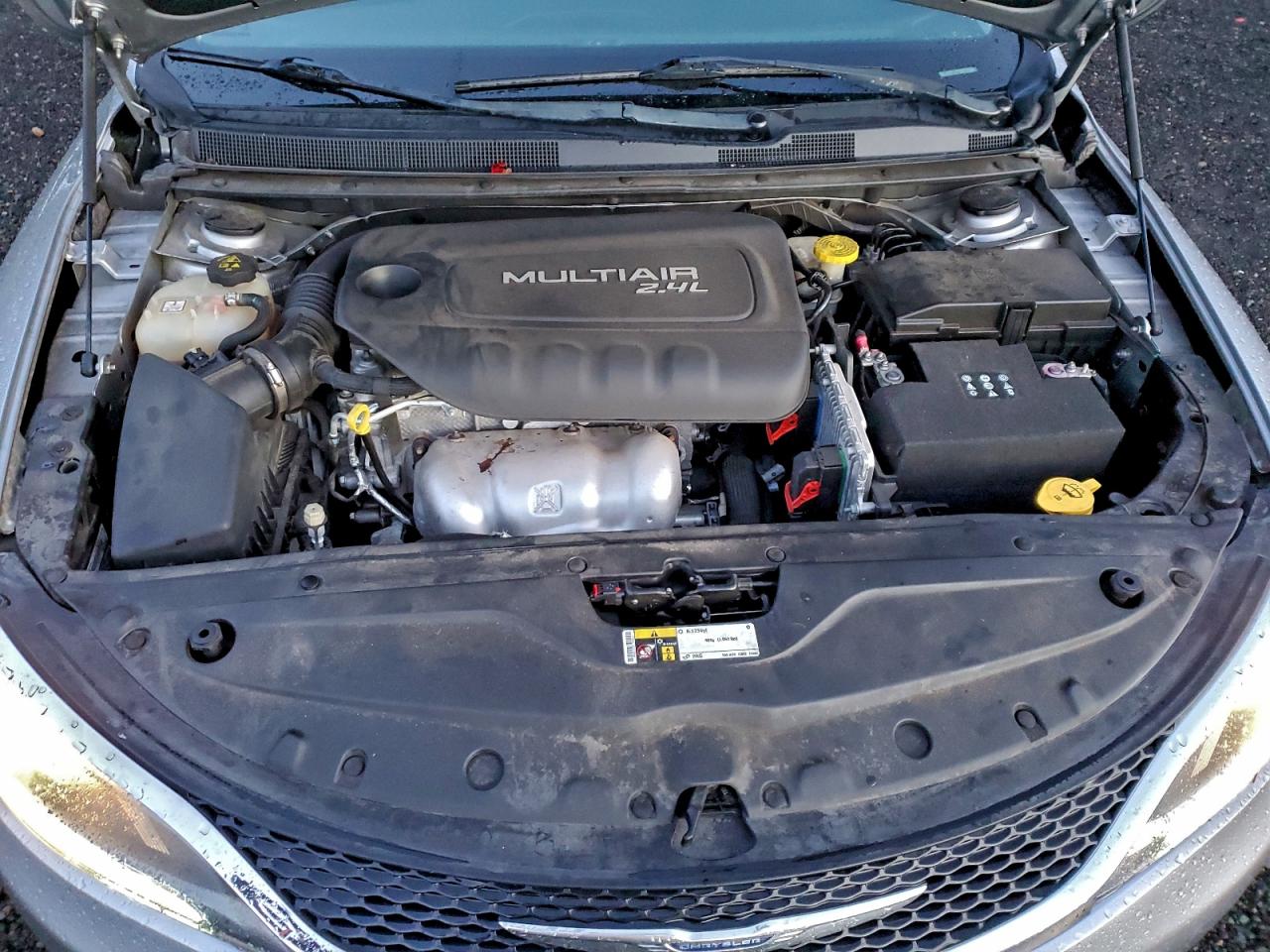 2016 CHRYSLER 200 LIMITED photo 11