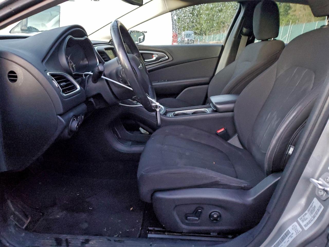 2016 CHRYSLER 200 LIMITED photo 7