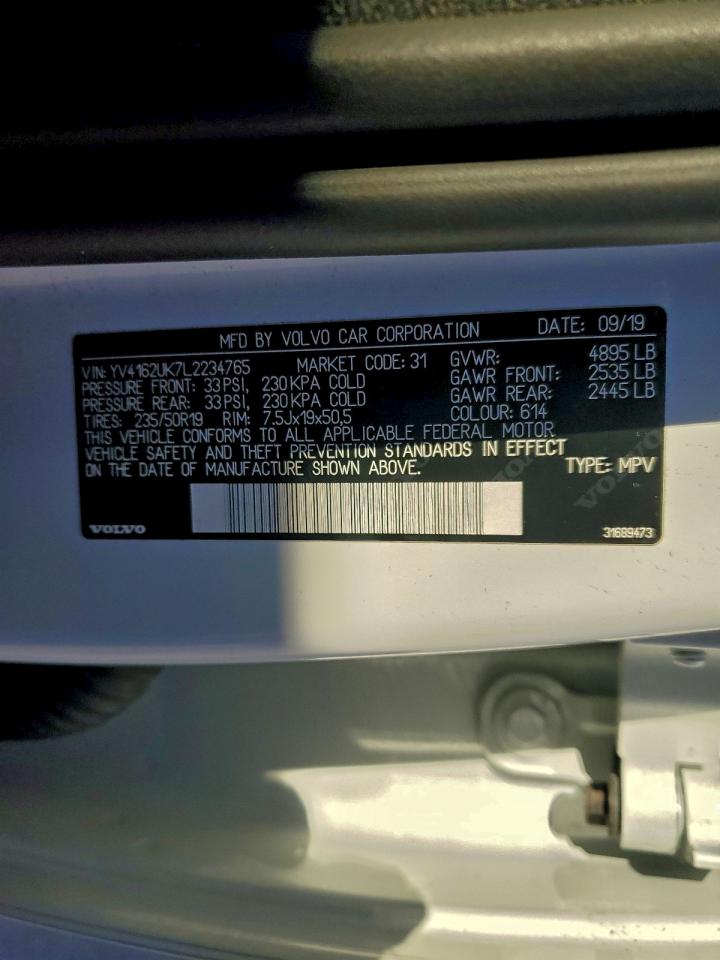 2020 VOLVO XC40 T5 MOMENTUM photo 14