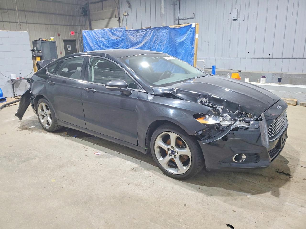 2014 FORD FUSION SE photo 4