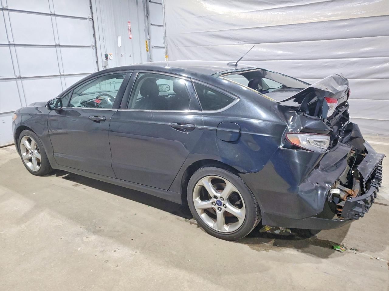 2014 FORD FUSION SE photo 2