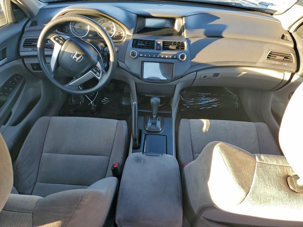 2009 HONDA ACCORD LXP photo 8