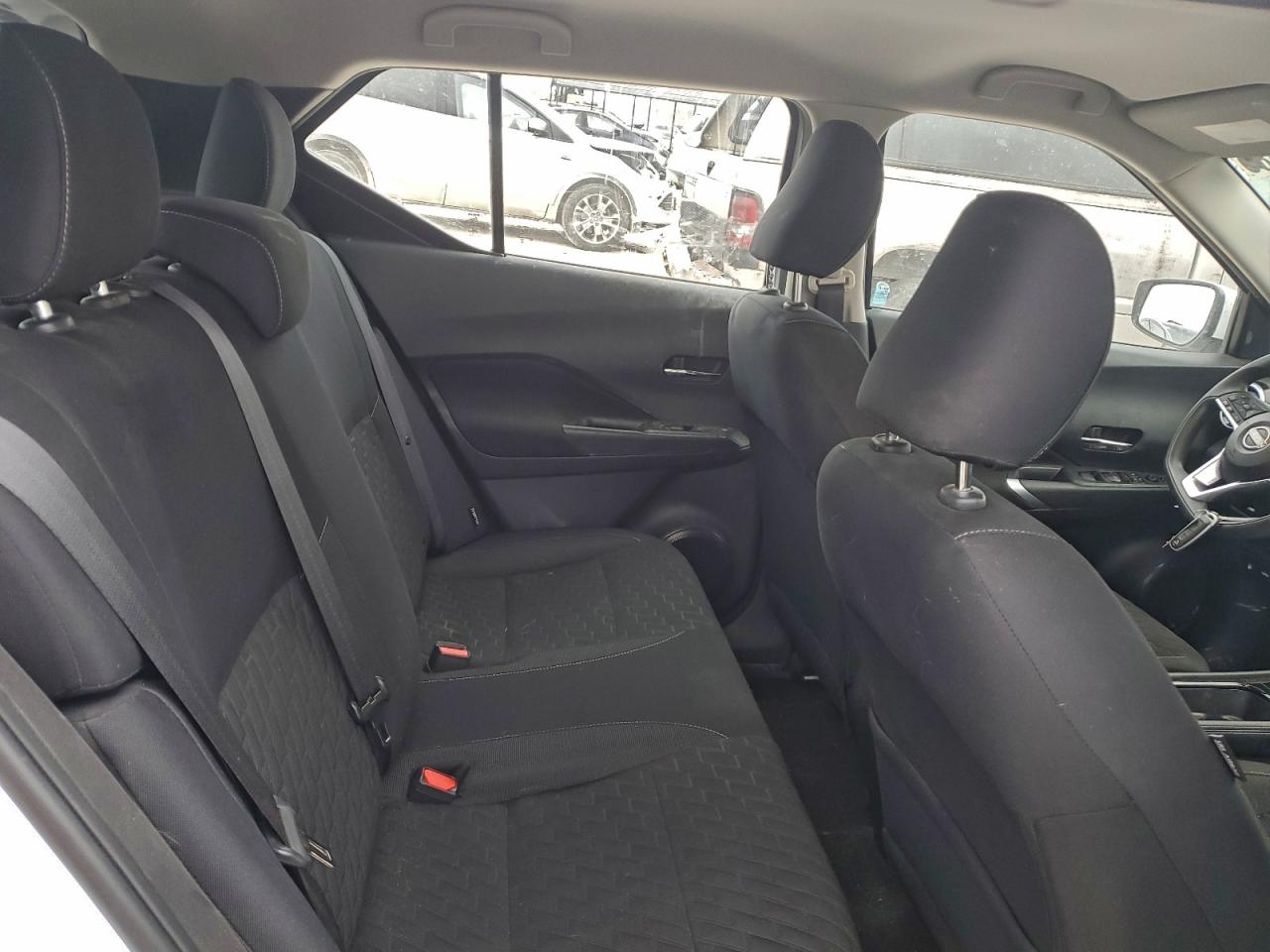 2023 NISSAN KICKS SV photo 11