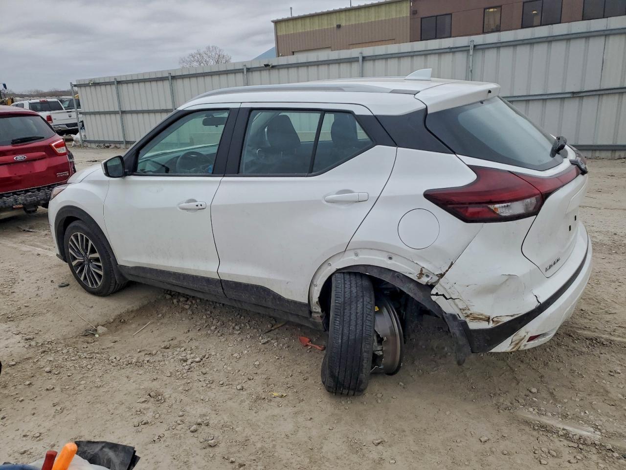 2023 NISSAN KICKS SV photo 2