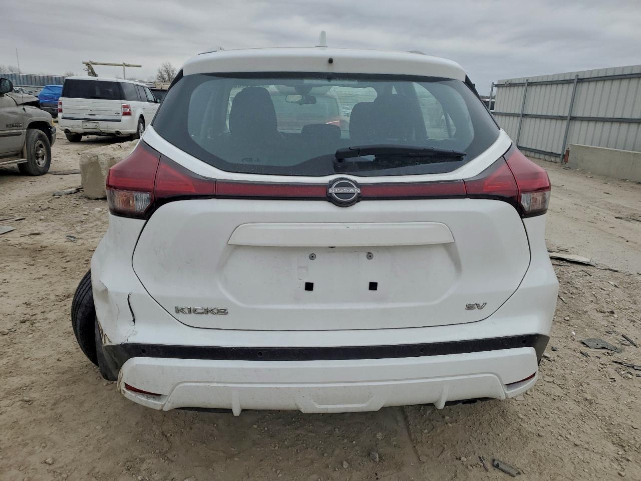 2023 NISSAN KICKS SV photo 6