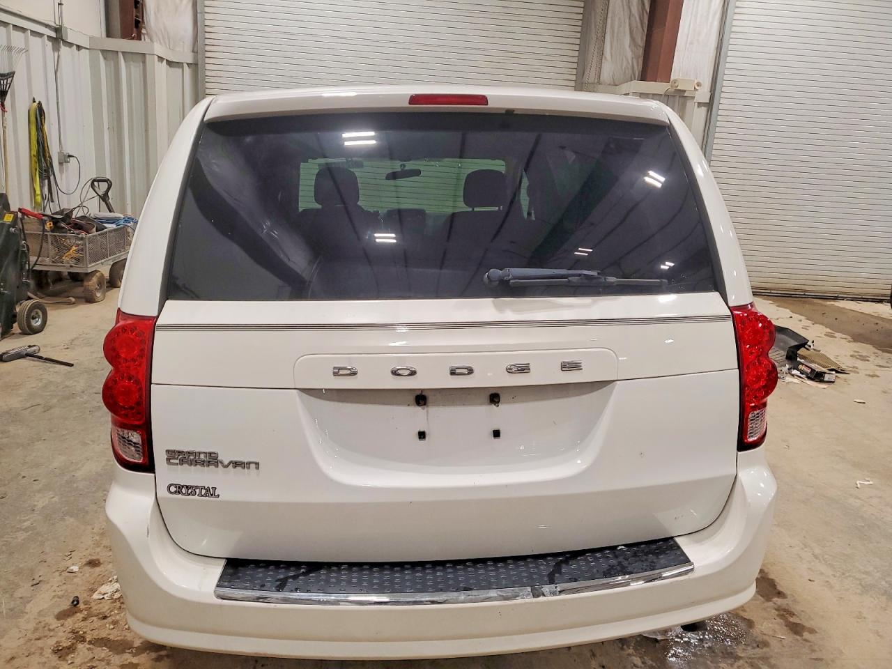 2011 DODGE GRAND CARAVAN EXPRESS photo 6