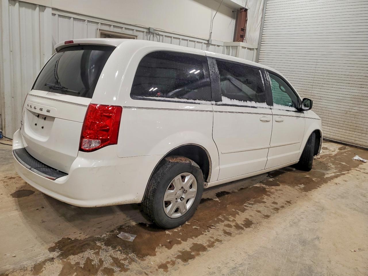 2011 DODGE GRAND CARAVAN EXPRESS photo 3