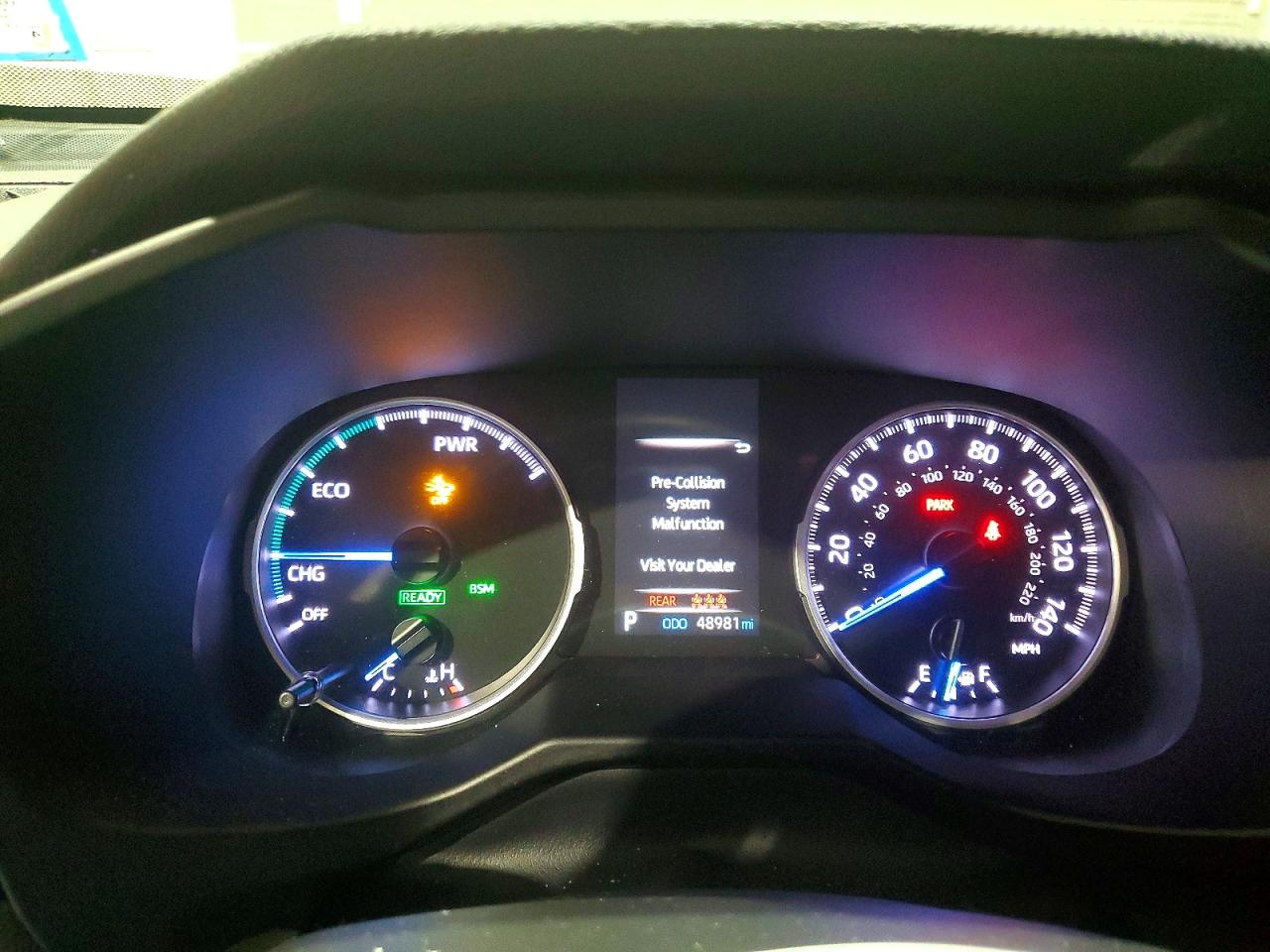 2021 TOYOTA RAV4 XLE photo 9