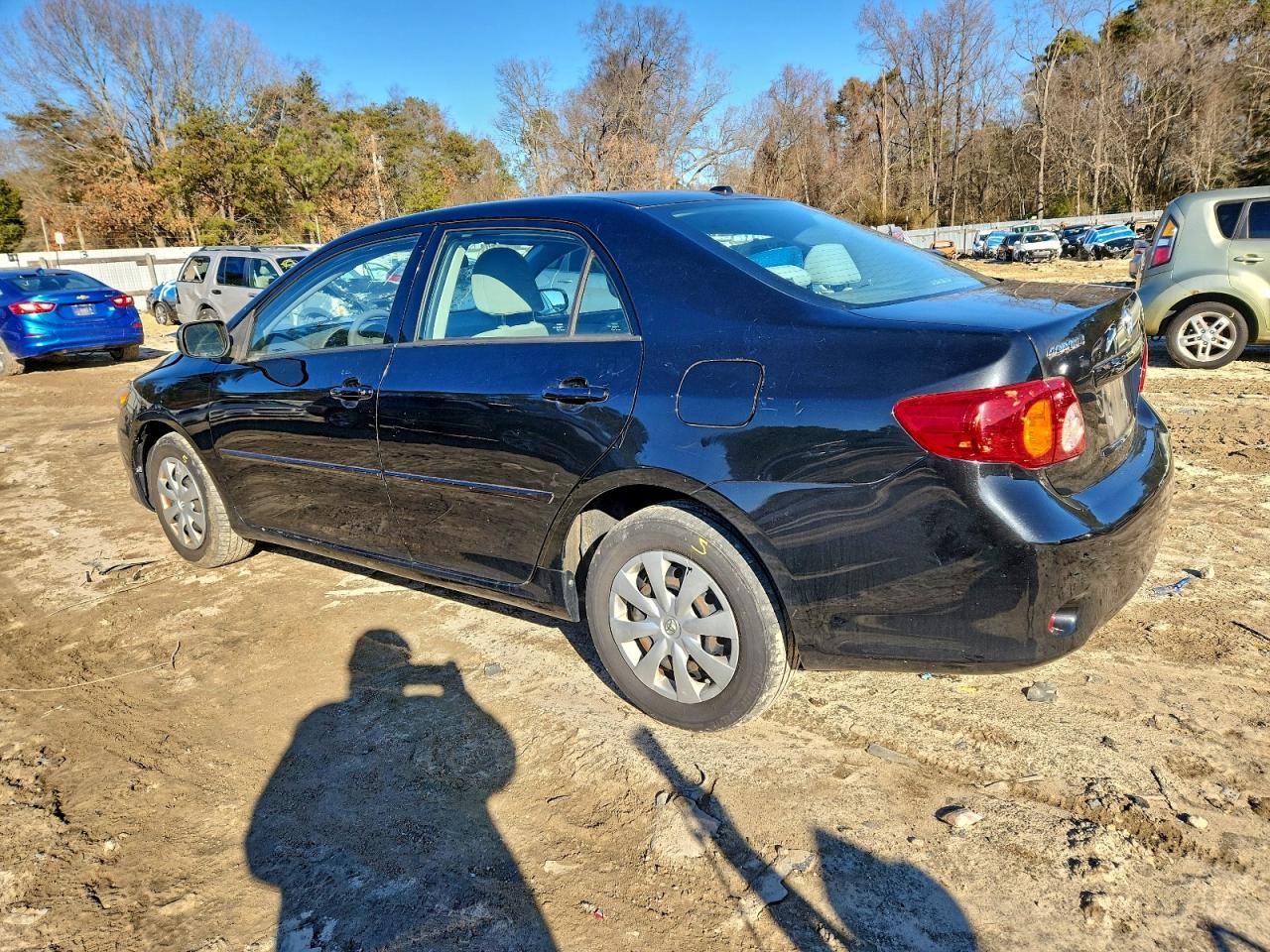 2010 TOYOTA COROLLA BASE photo 2