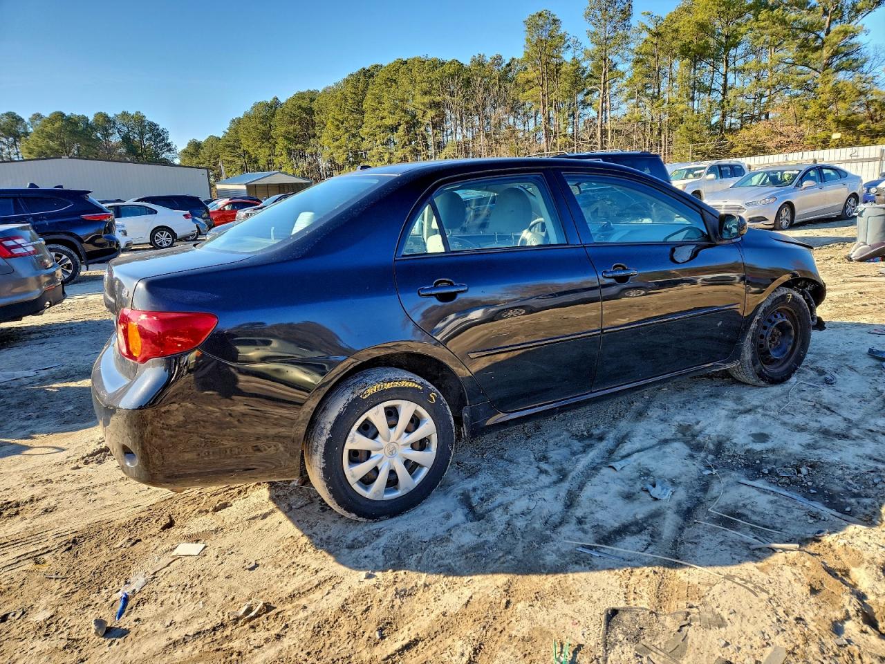 2010 TOYOTA COROLLA BASE photo 3