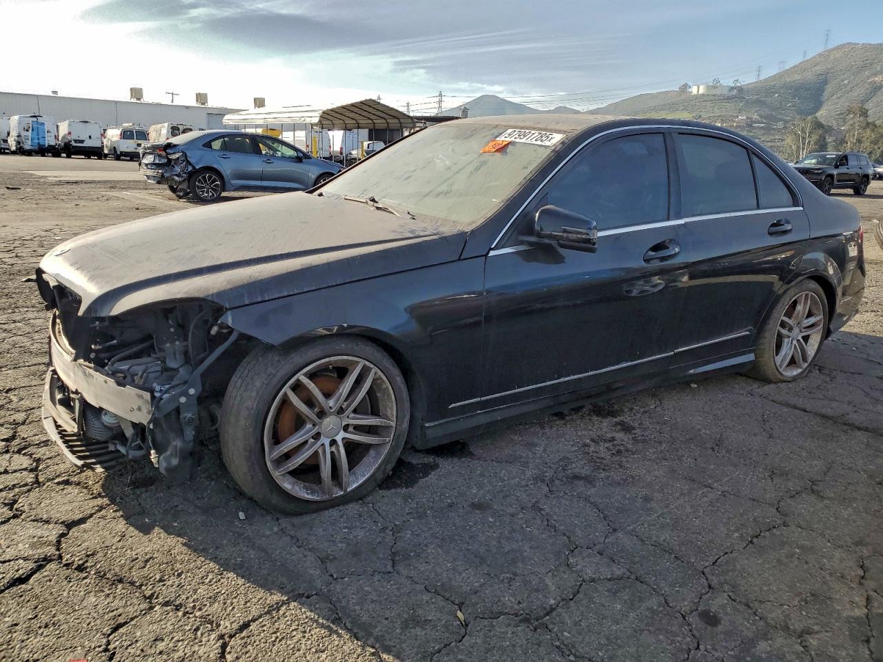 2013 MERCEDES-BENZ C