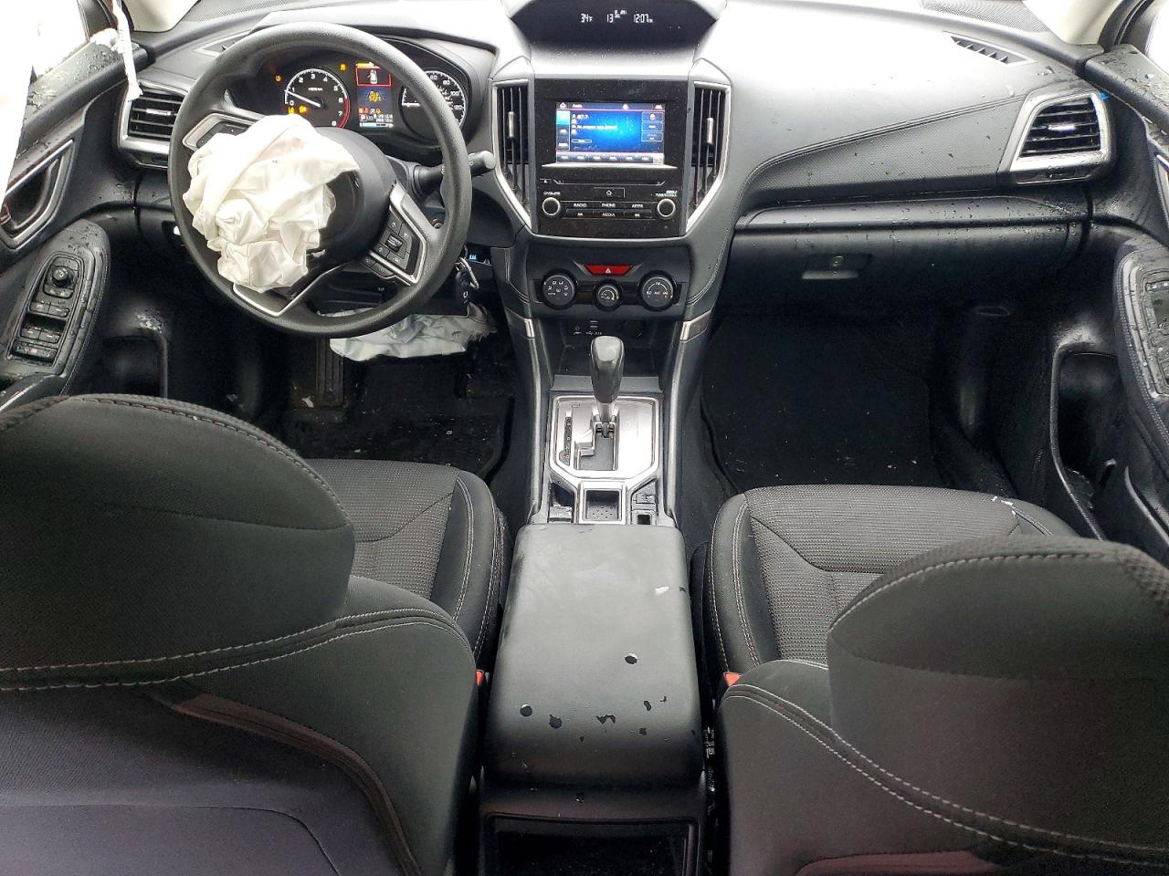 2019 SUBARU FORESTER photo 8