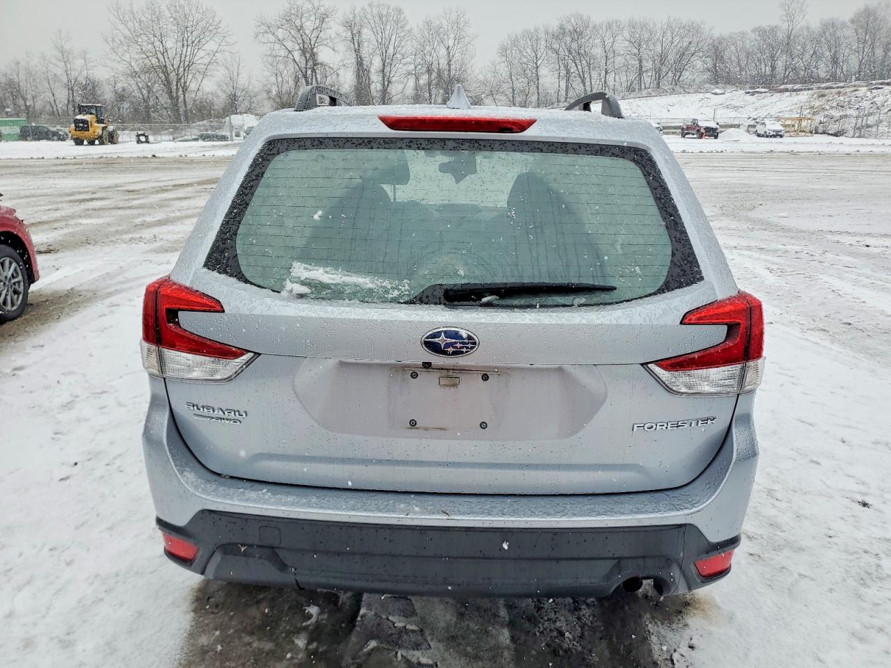 2019 SUBARU FORESTER photo 6