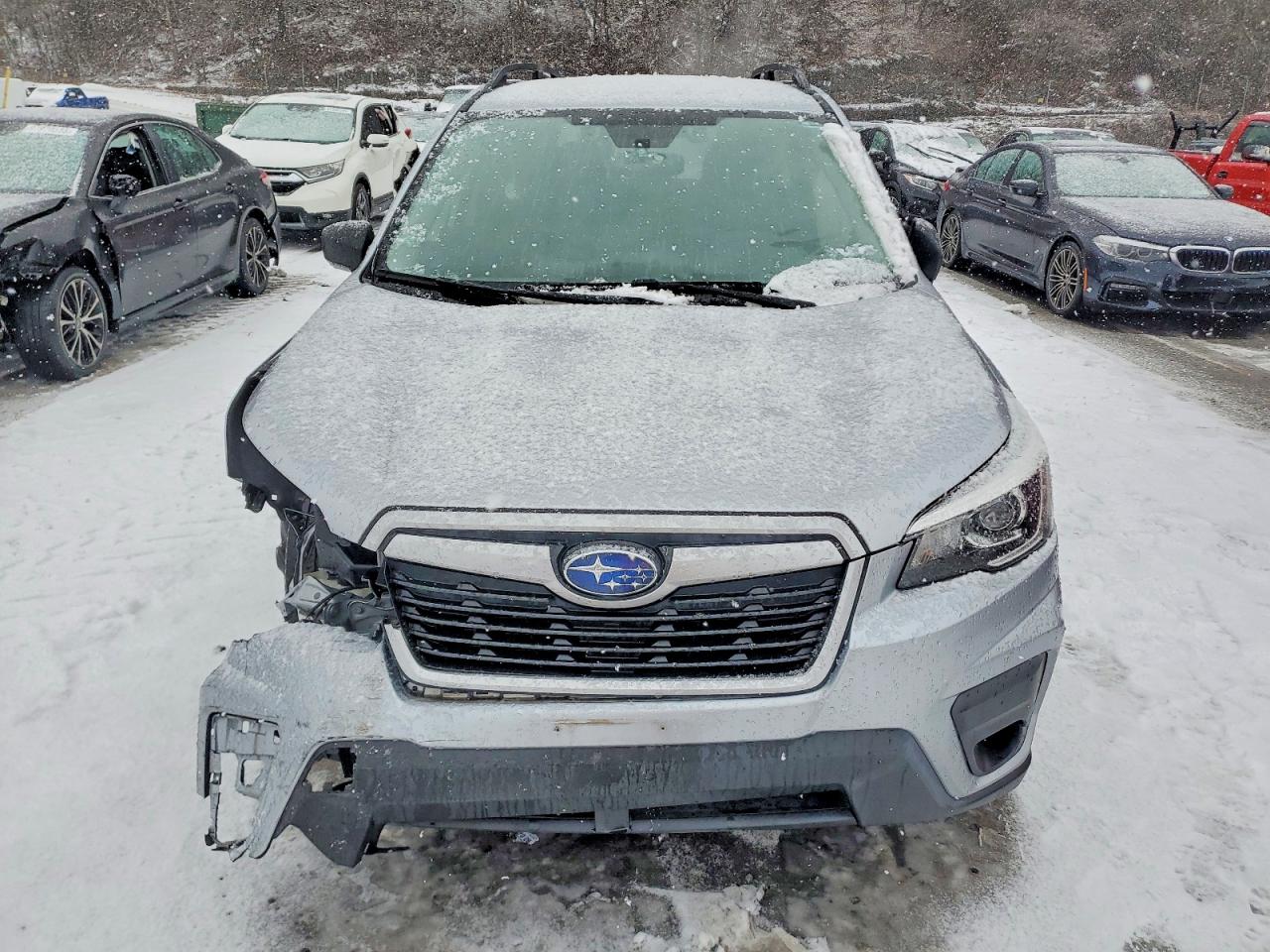 2019 SUBARU FORESTER photo 5