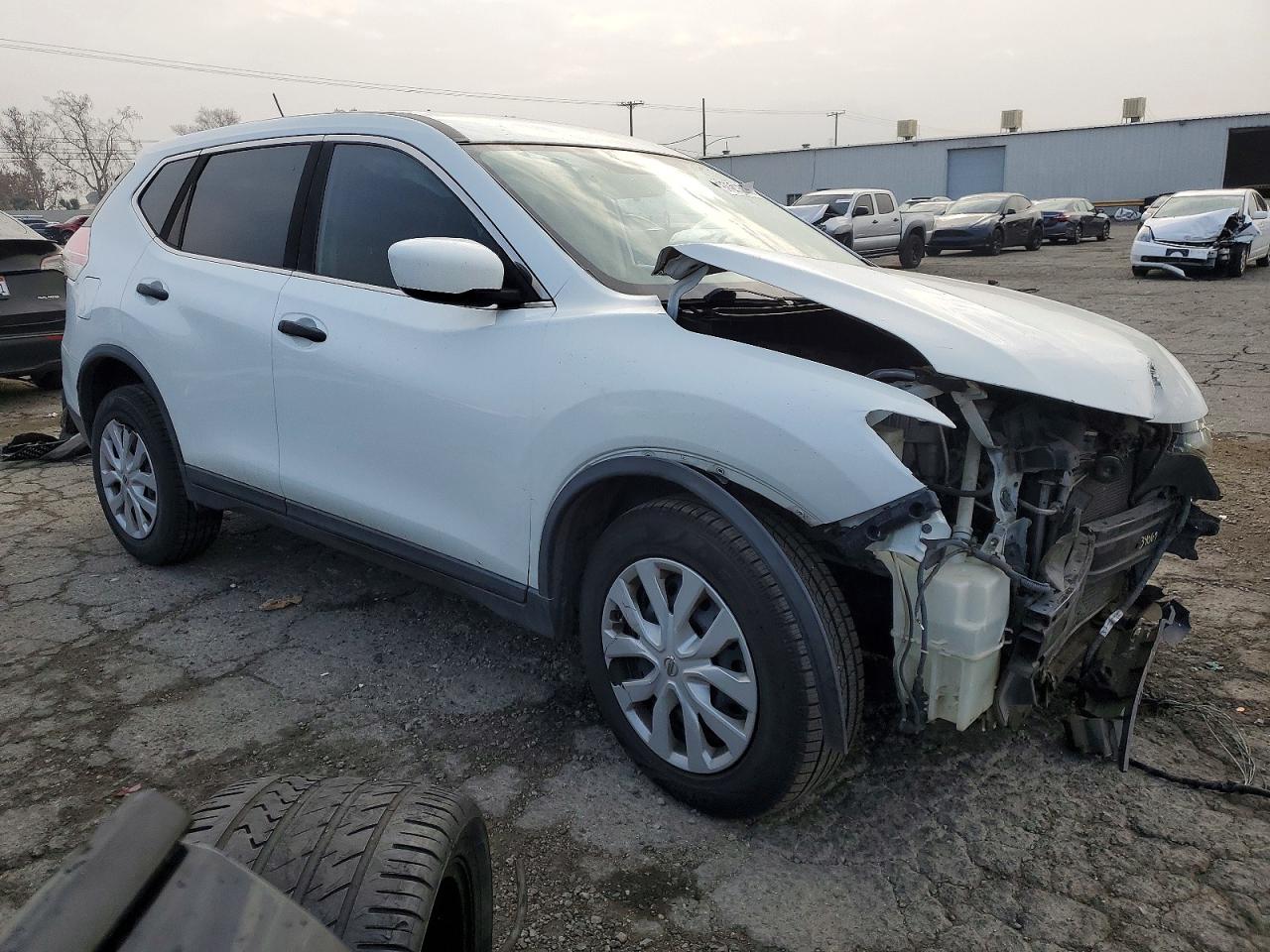 2016 NISSAN ROGUE S photo 4