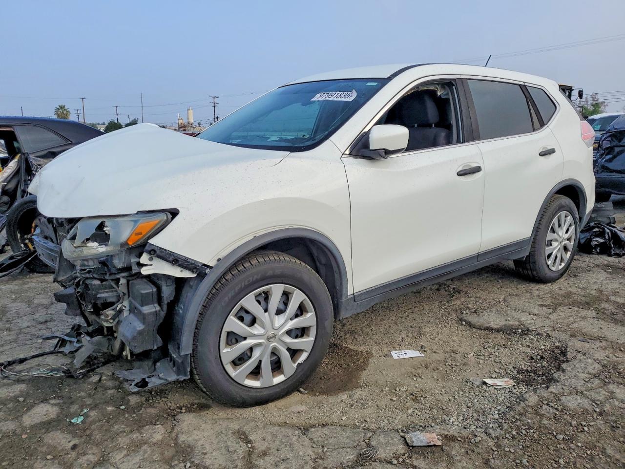 2016 NISSAN ROGUE