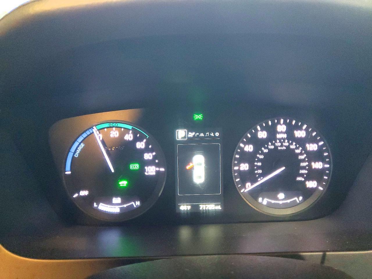 2016 HYUNDAI SONATA HYBRID photo 9