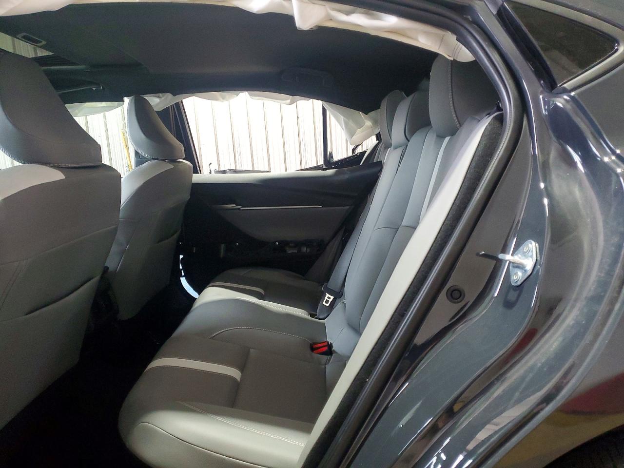 2025 TOYOTA CAMRY XSE photo 10