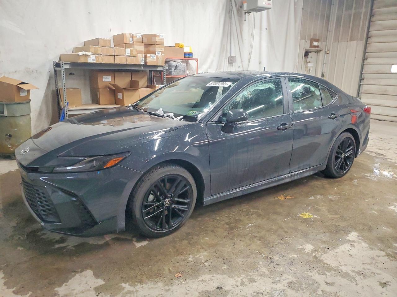 2025 TOYOTA CAMRY