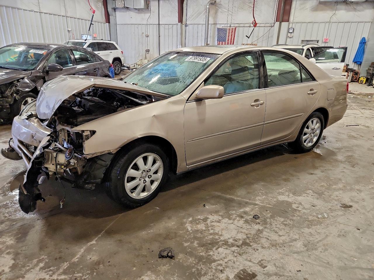 2004 TOYOTA CAMRY