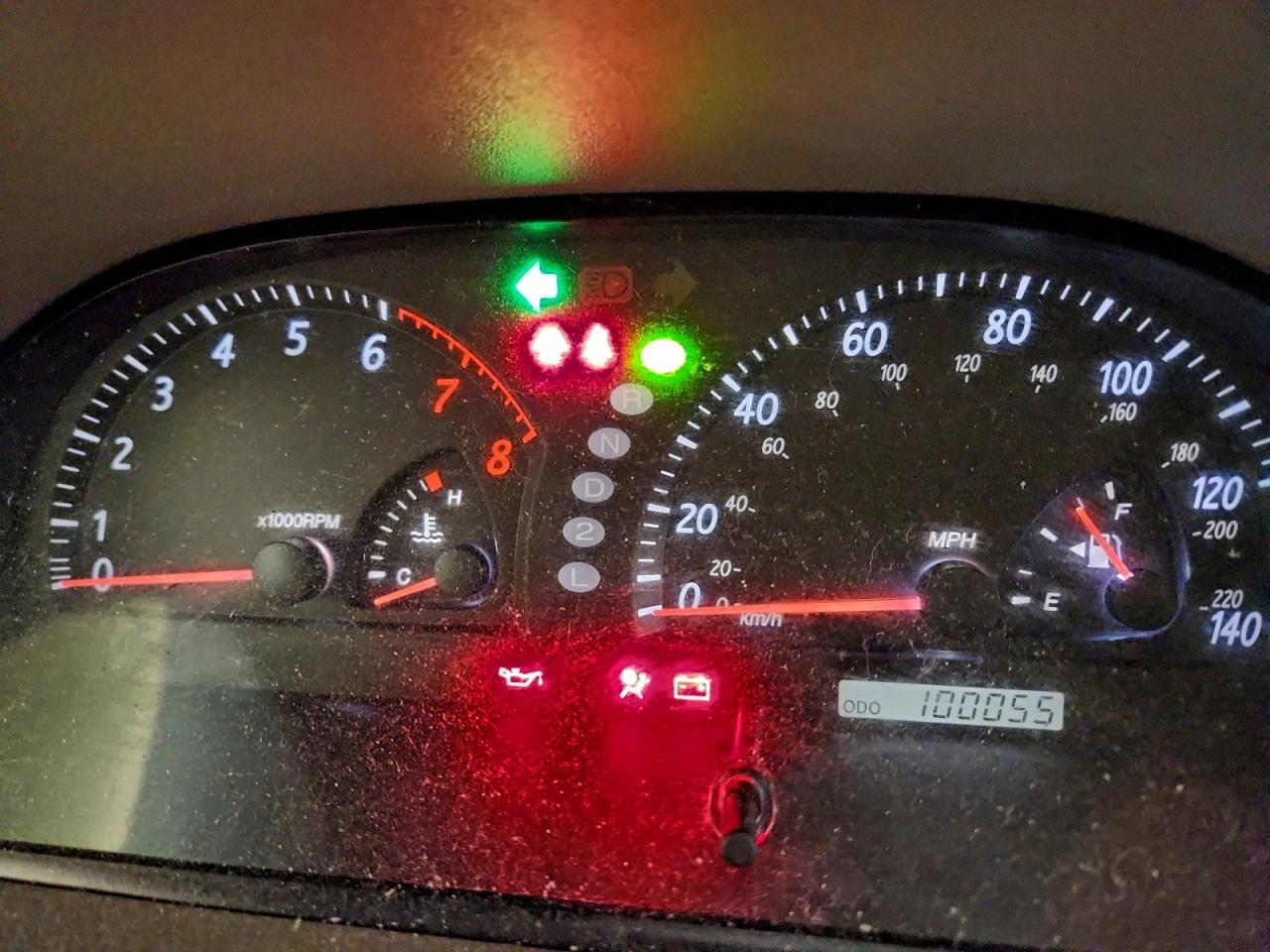 2004 TOYOTA CAMRY XLE photo 9