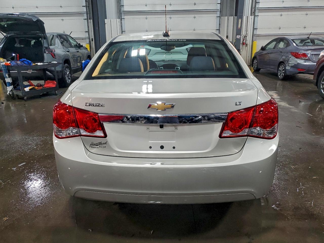 2016 CHEVROLET CRUZE LIMITED LT photo 6