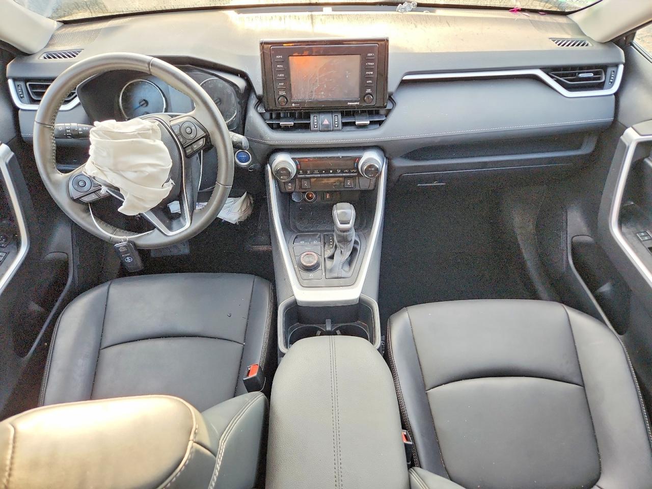 2022 TOYOTA RAV4 XLE PREMIUM photo 8