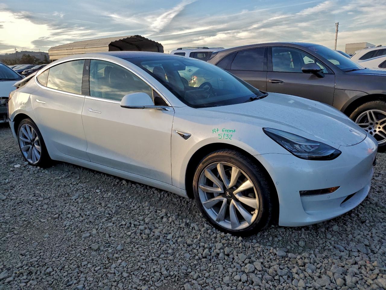 2018 TESLA MODEL 3 photo 4