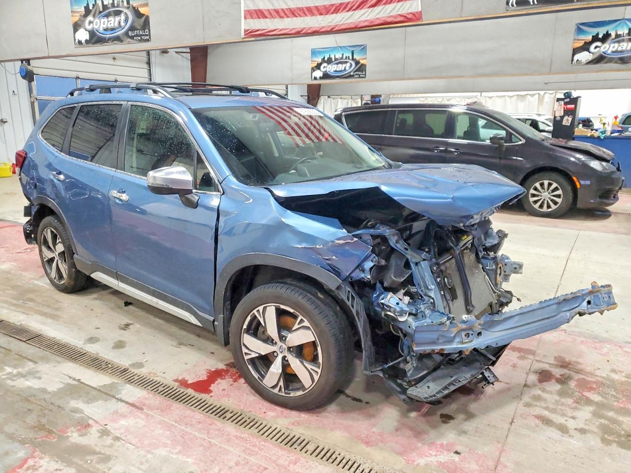 2019 SUBARU FORESTER TOURING photo 4