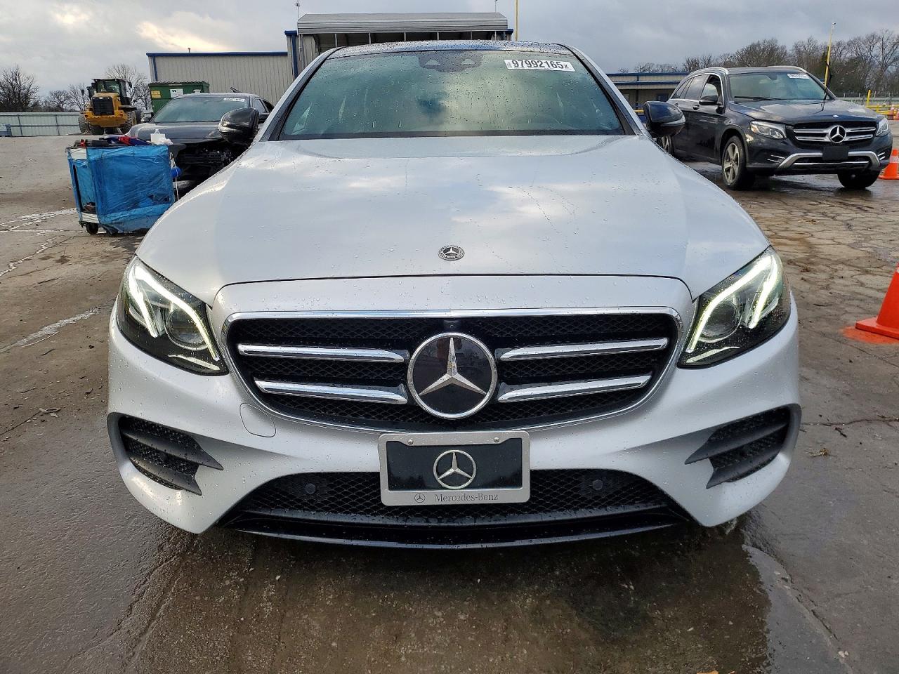 2018 MERCEDES-BENZ E 300 4MATIC photo 9