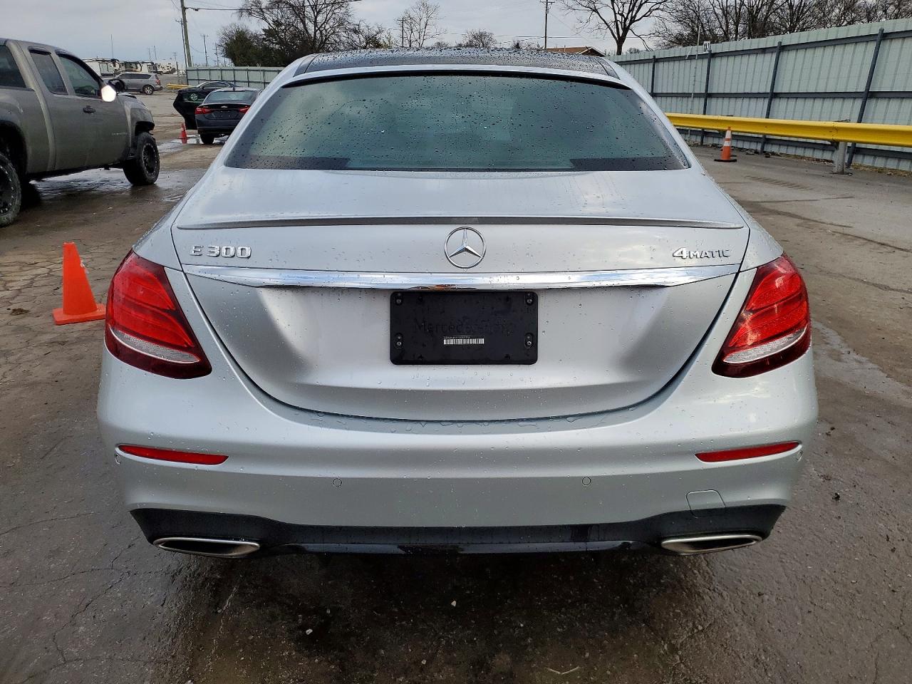 2018 MERCEDES-BENZ E 300 4MATIC photo 11