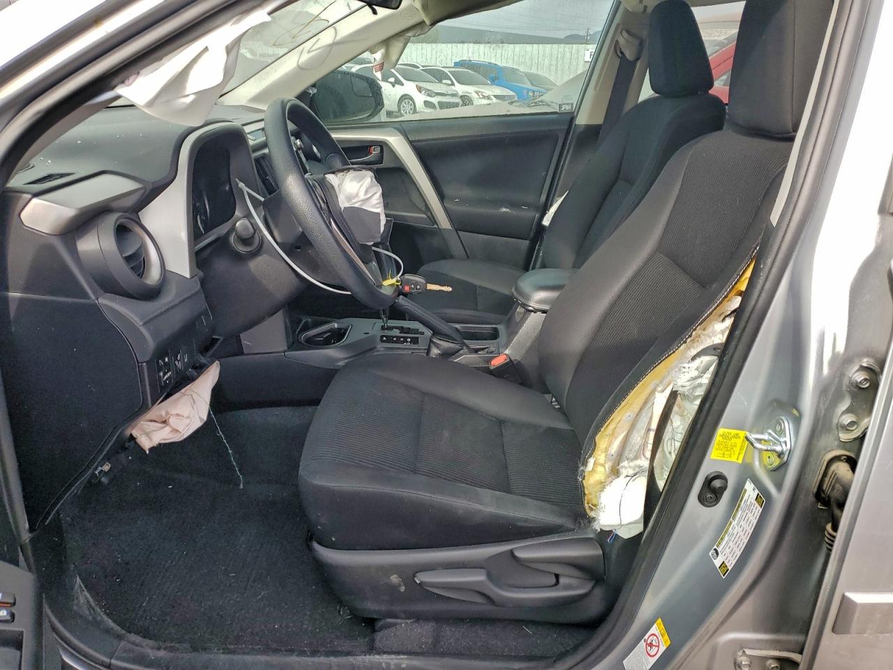 2017 TOYOTA RAV4 LE photo 7