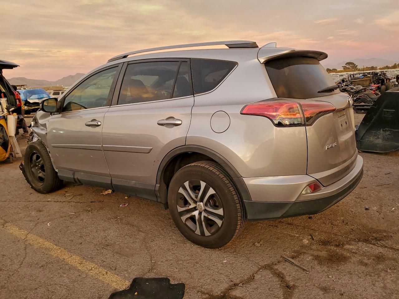 2017 TOYOTA RAV4 LE photo 2