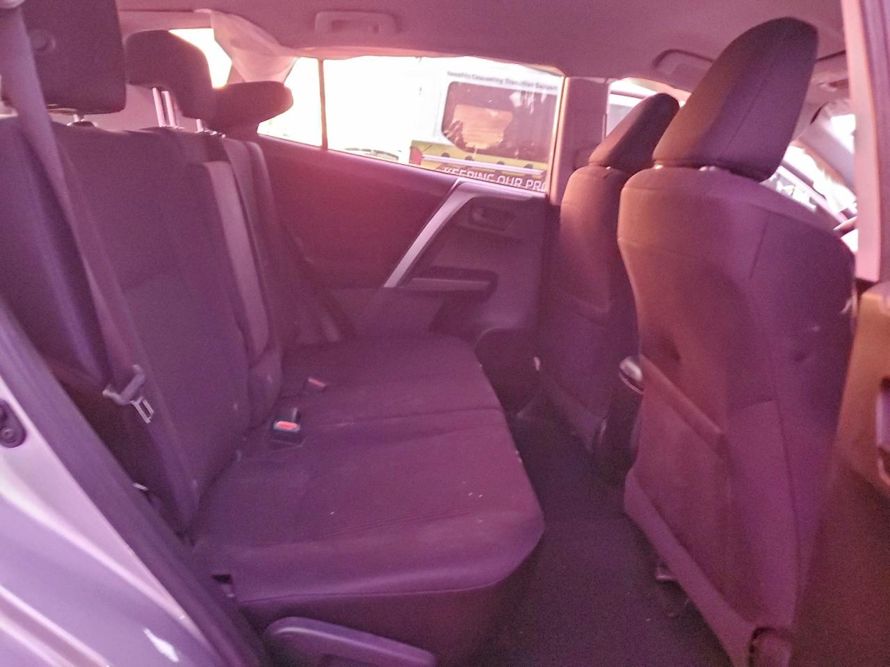 2017 TOYOTA RAV4 LE photo 11