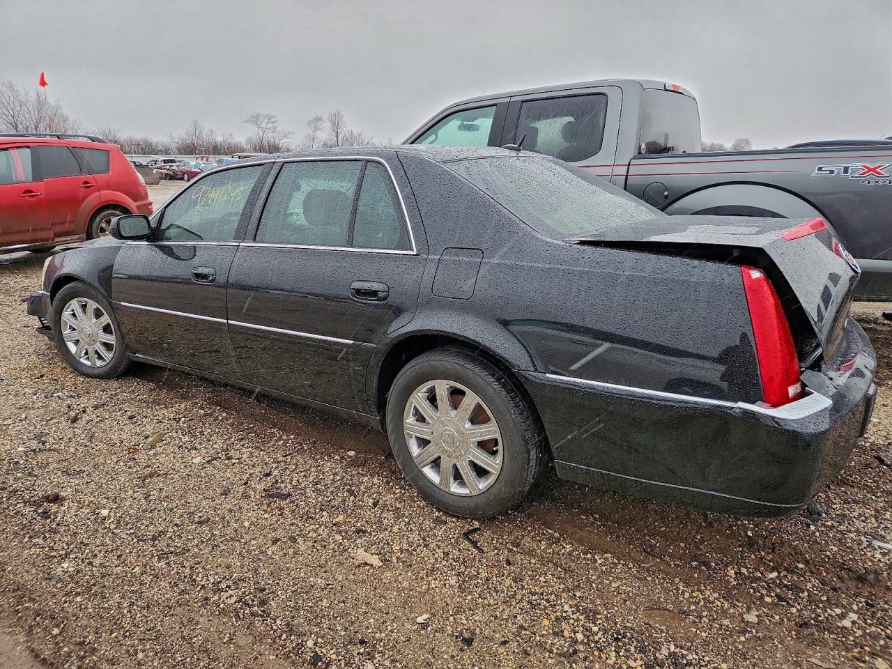 2006 CADILLAC DTS photo 2