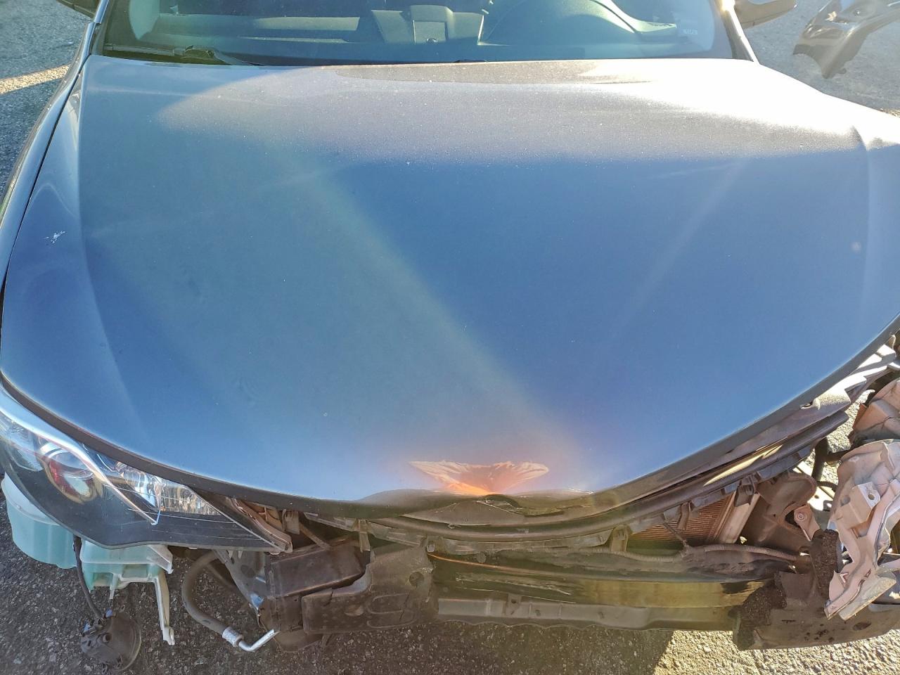 2014 TOYOTA CAMRY L photo 11