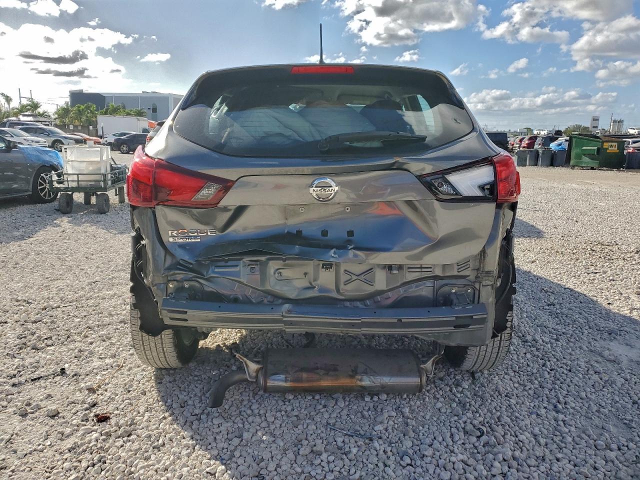 2019 NISSAN ROGUE SPORT S photo 6