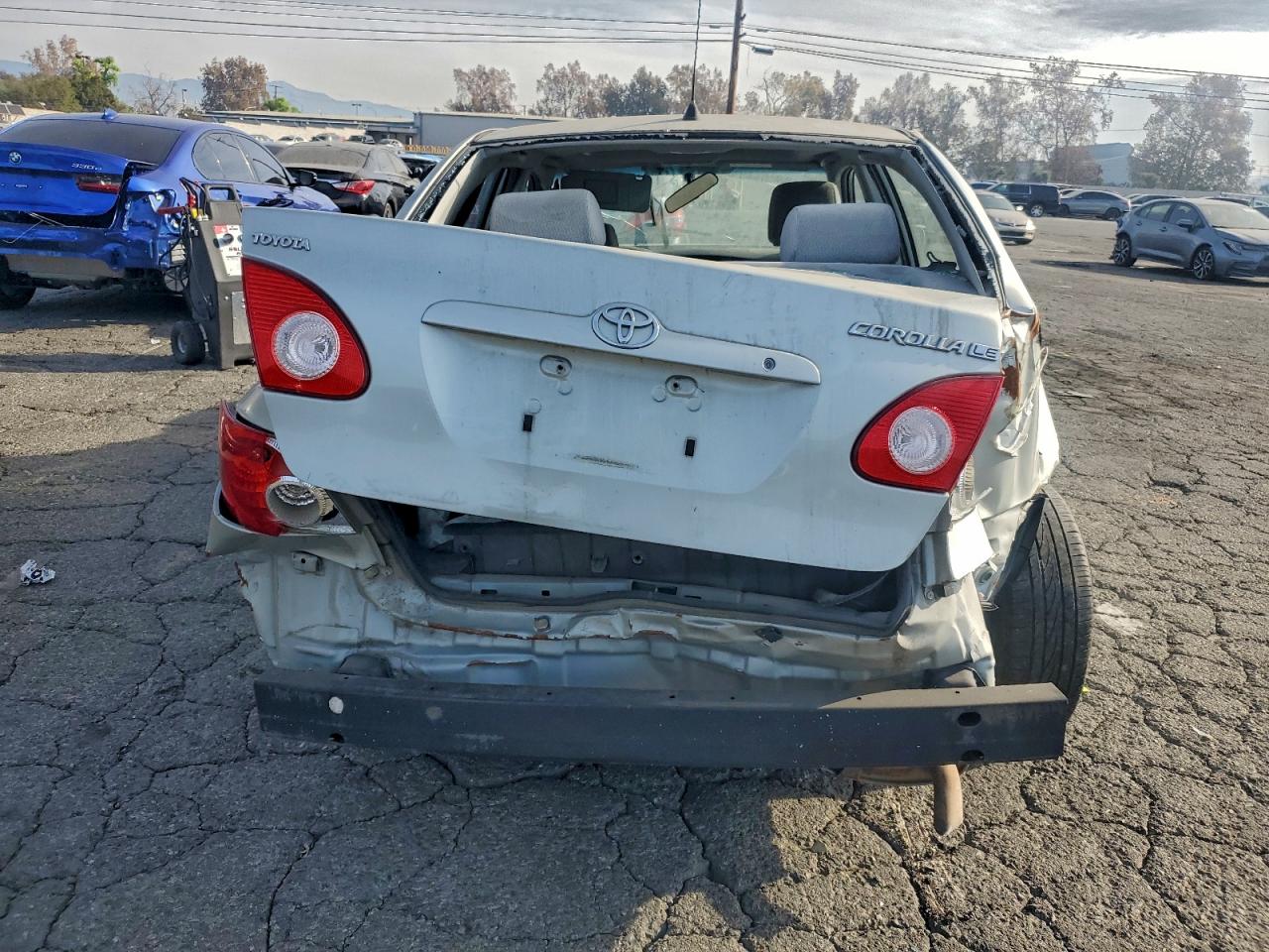 2003 TOYOTA COROLLA CE photo 6
