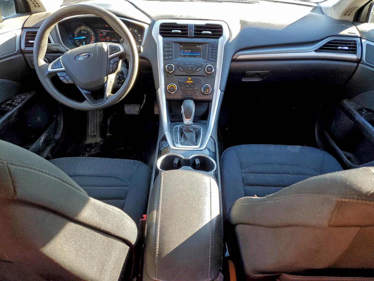 2015 FORD FUSION SE photo 8