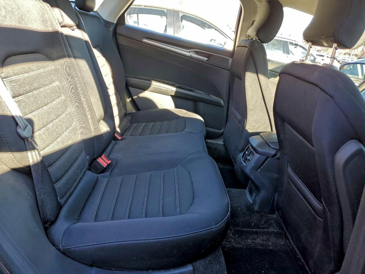 2015 FORD FUSION SE photo 10