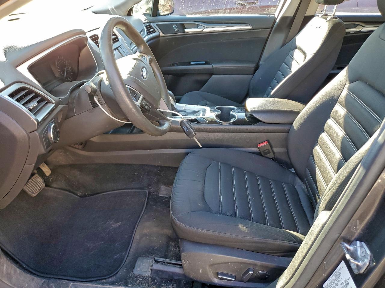 2015 FORD FUSION SE photo 7