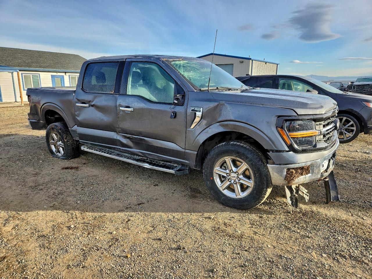 2025 FORD F150 XLT photo 4