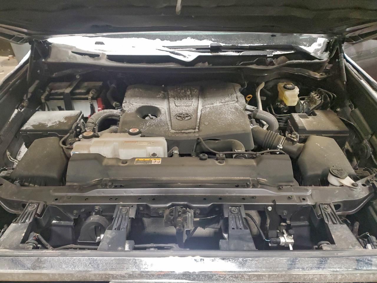 2024 TOYOTA TUNDRA CREWMAX SR5 photo 11