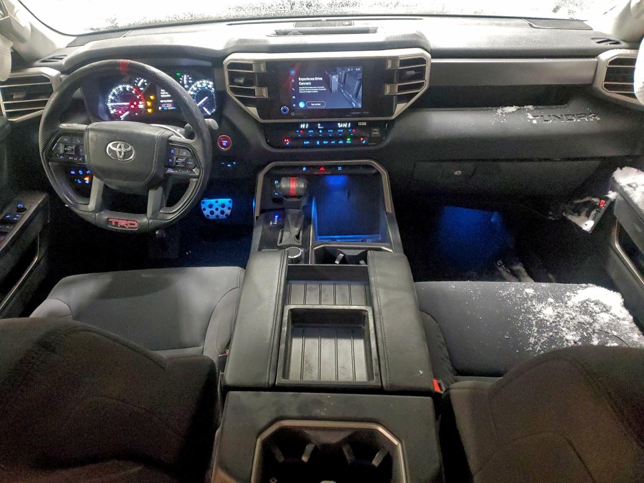 2024 TOYOTA TUNDRA CREWMAX SR5 photo 8