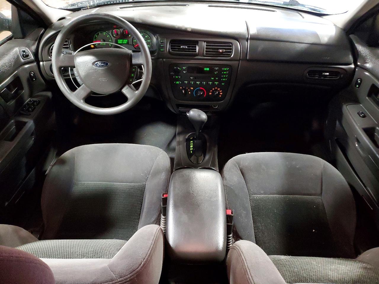 2004 FORD TAURUS SE photo 8