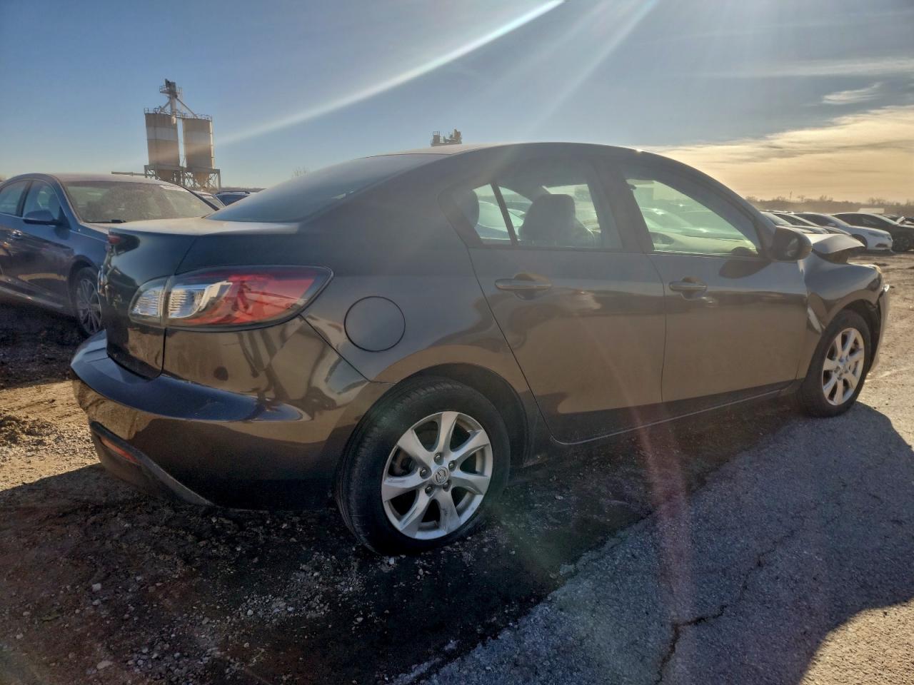 2010 MAZDA 3 I photo 3