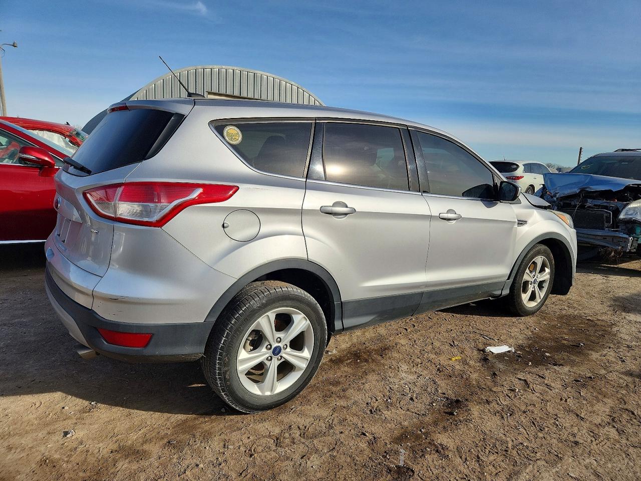 2016 FORD ESCAPE SE photo 3