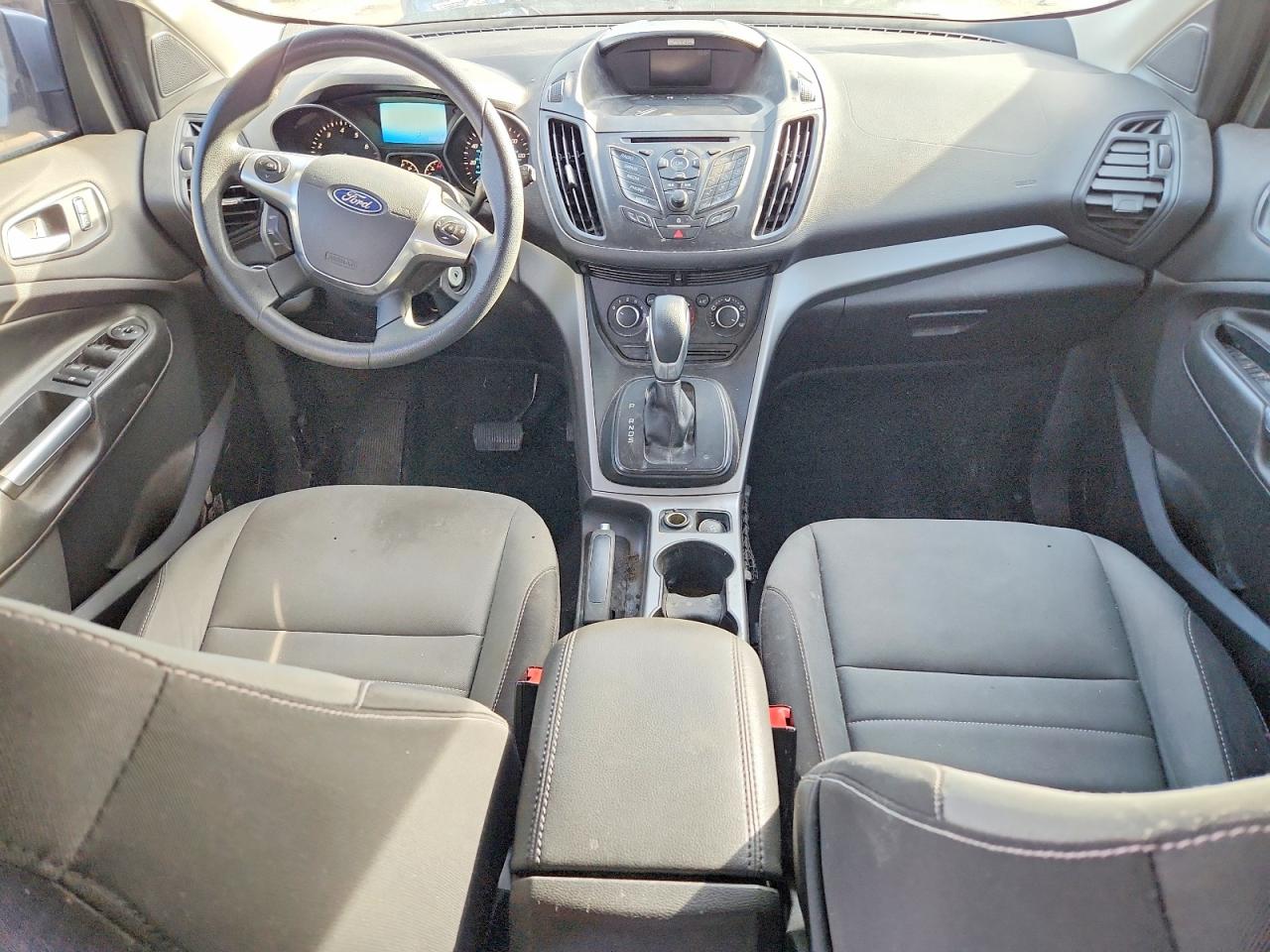 2016 FORD ESCAPE SE photo 8